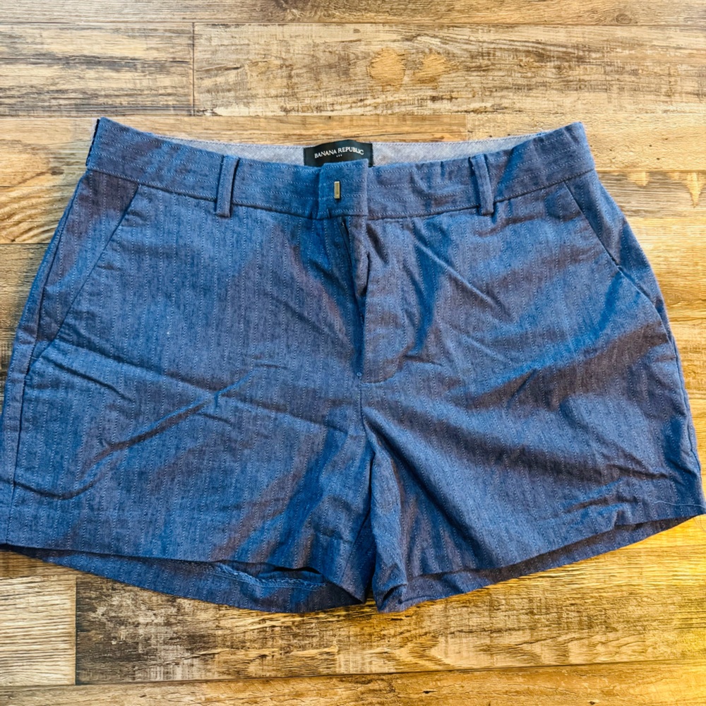 Banana Republic Blue Flat Front Women's Shorts